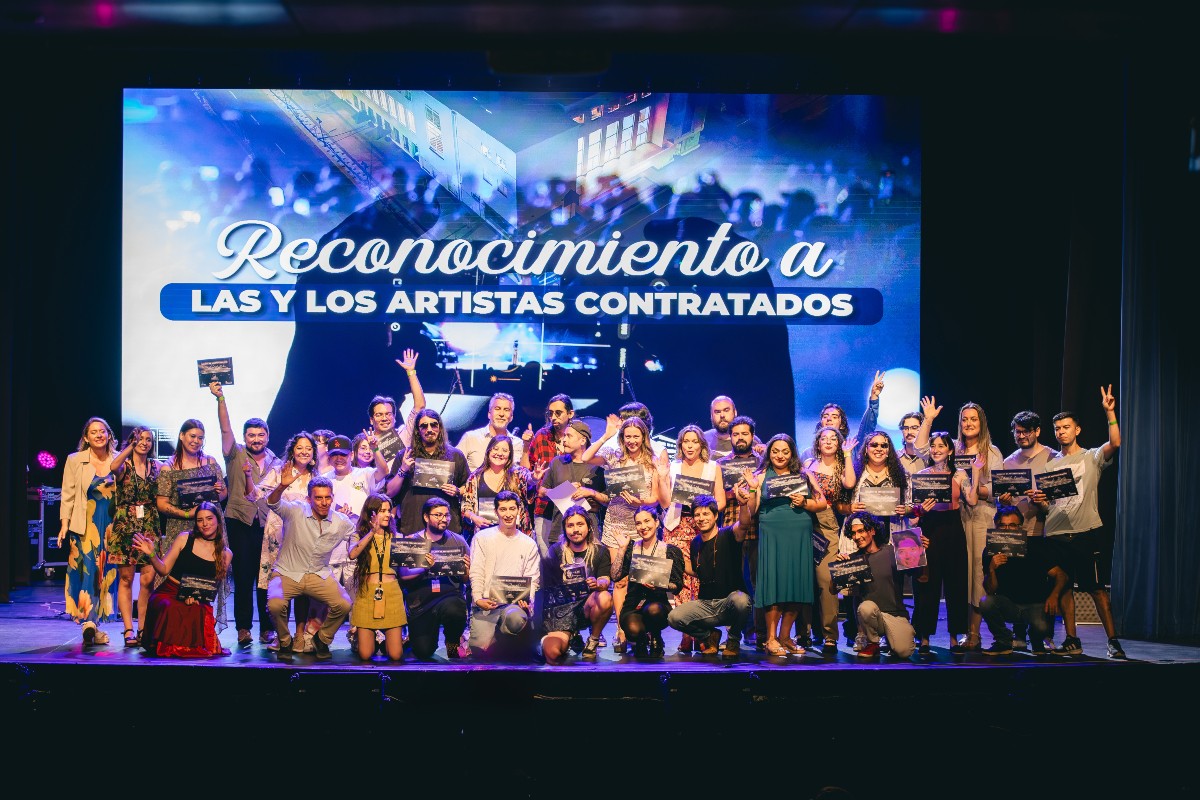 Foto grupal de visitantes